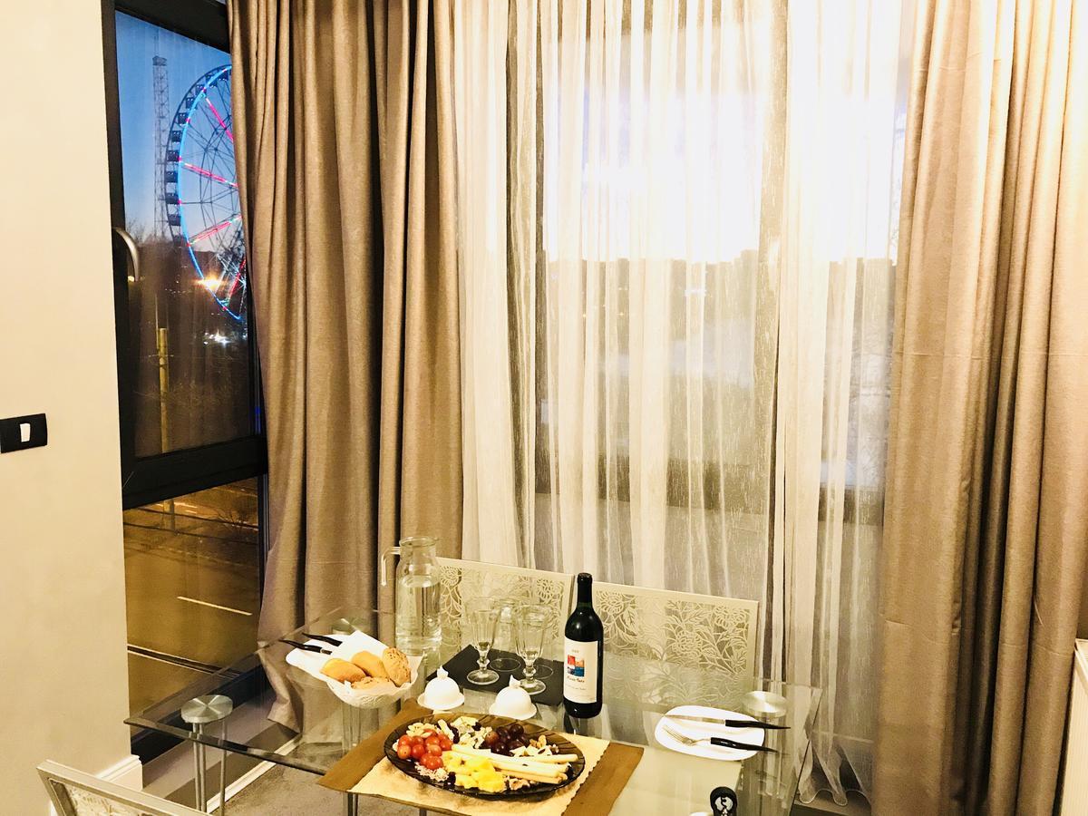 Hotel Brater Luxury Bucarest Esterno foto