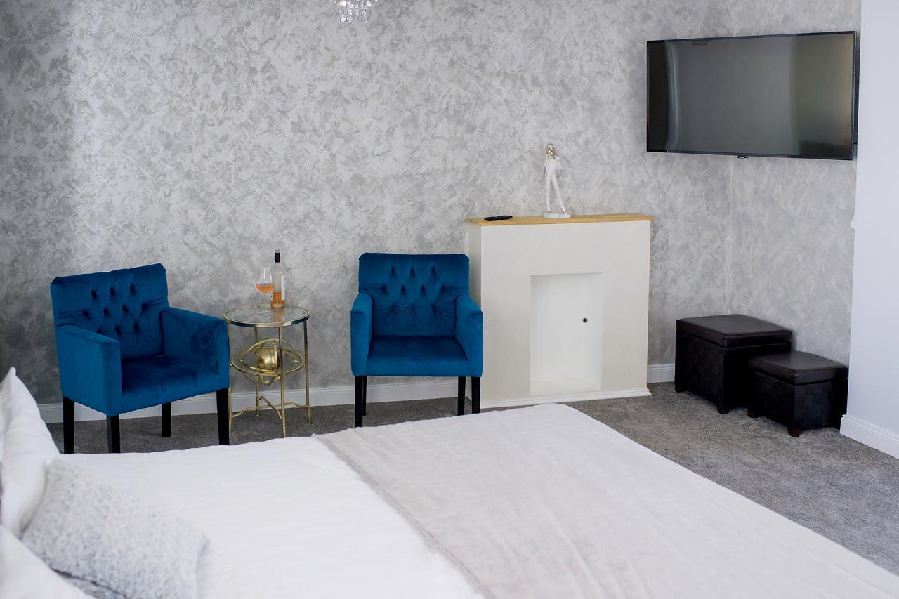 Hotel Brater Luxury Bucarest Esterno foto