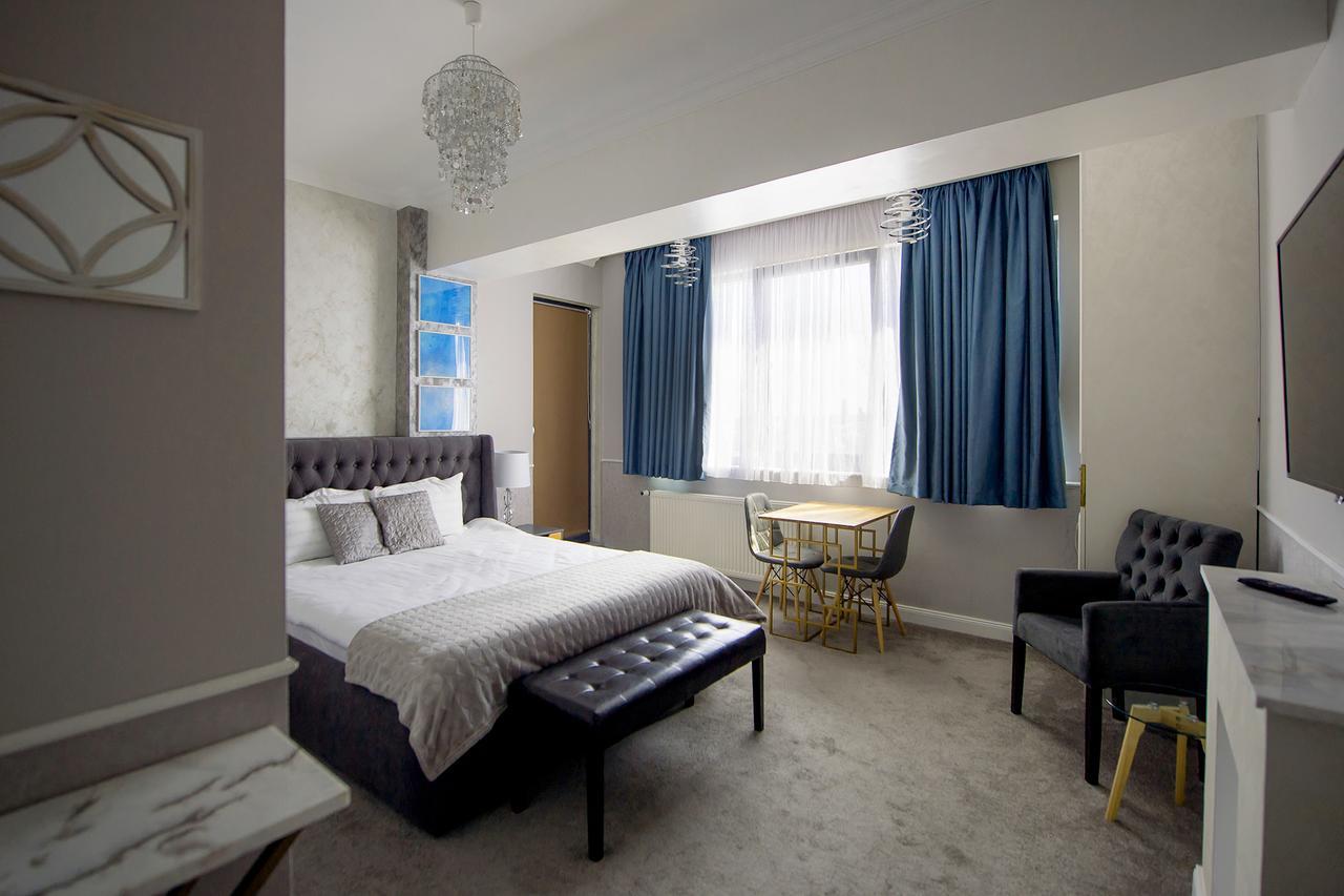 Hotel Brater Luxury Bucarest Esterno foto